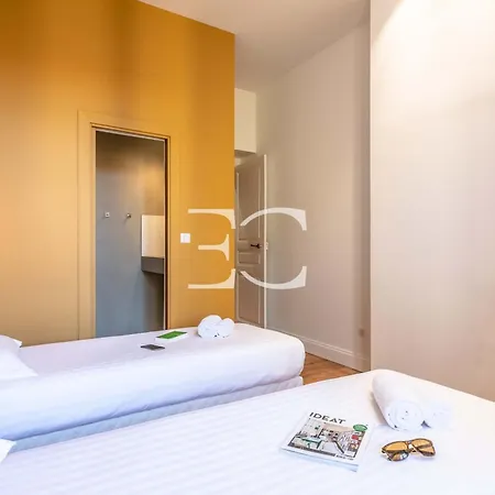 Apartamento Easy Cles- Flat City Center With Parking *