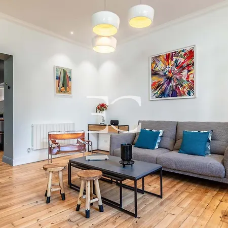 Easy Cles- Flat City Center With Parking