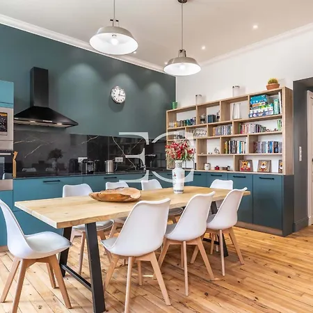 Appartement Easy Cles- Flat City Center With Parking